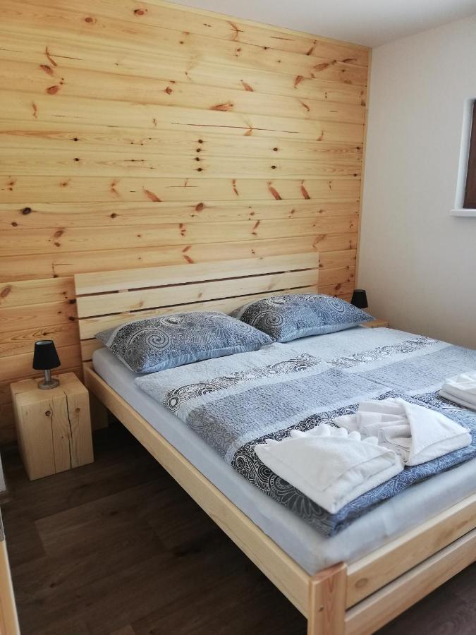 Pension Koliba Komorní Lhotka Exterior foto