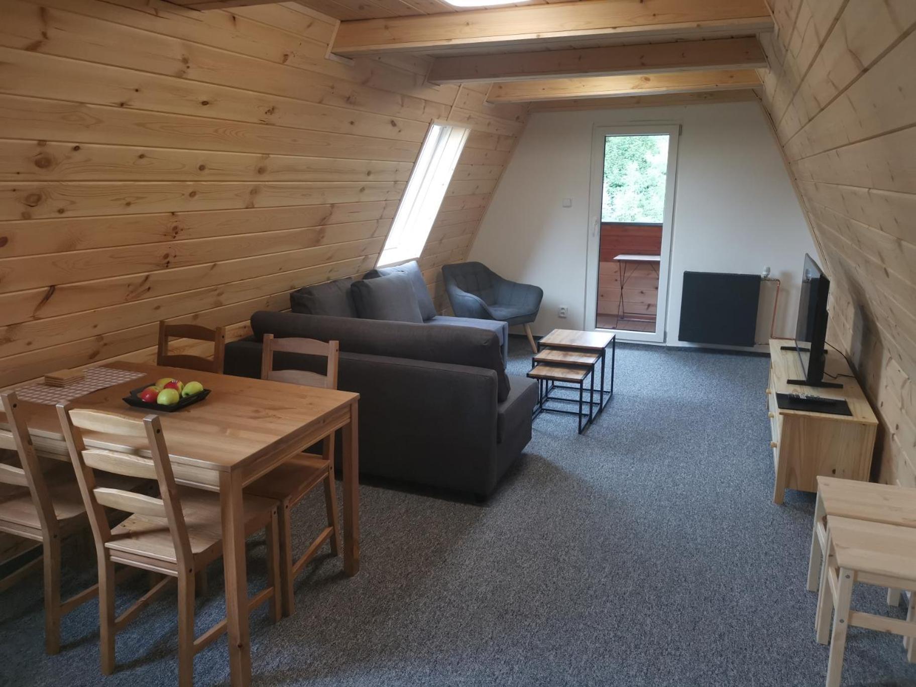 Pension Koliba Komorní Lhotka Exterior foto